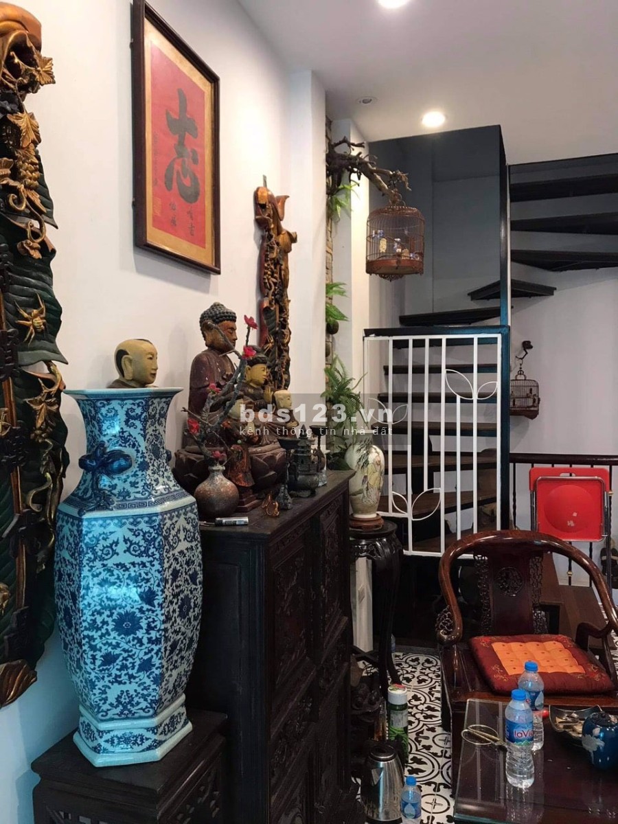 Bán nhà Quán Thánh khu an sinh tốt, sầm uất kinh doanh đỉnh, cực hiếm, giá chỉ 3.2 tỷ