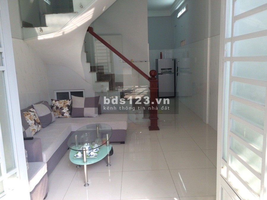 Bán nhà nguyên căn Nguyên Hồng Quận Gò Vấp phương 1, dtsd 40m2, giá bán 3.99 tỷ