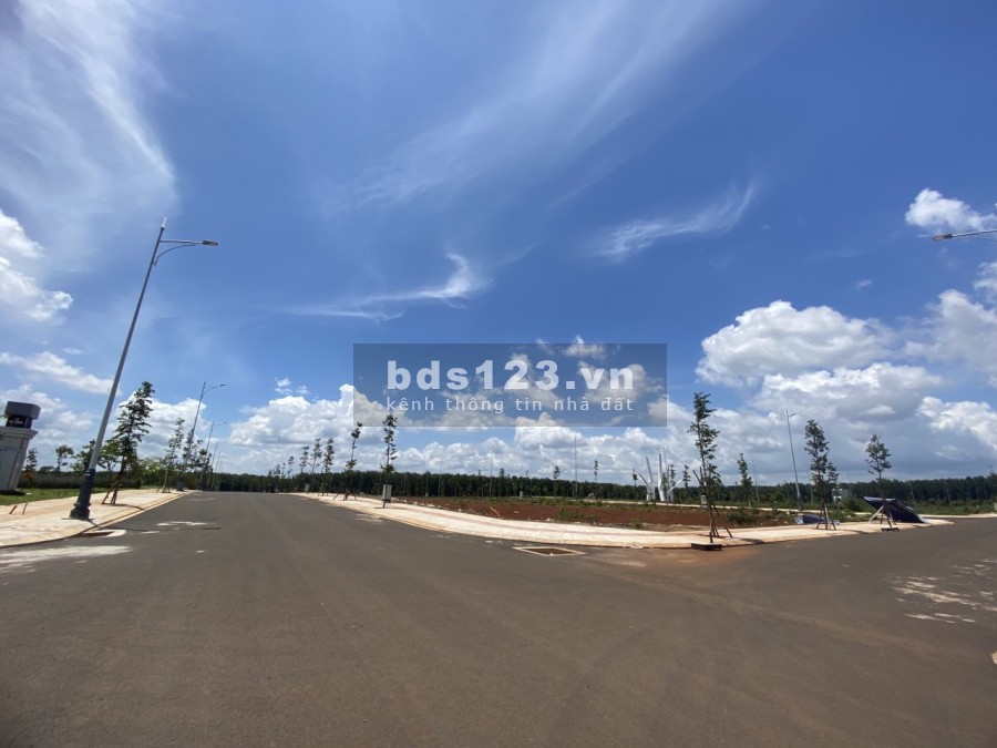 Bán lô góc hướng Đông Nam đường lớn 18.5m thuộc dự án khu đô thị Ân Phú