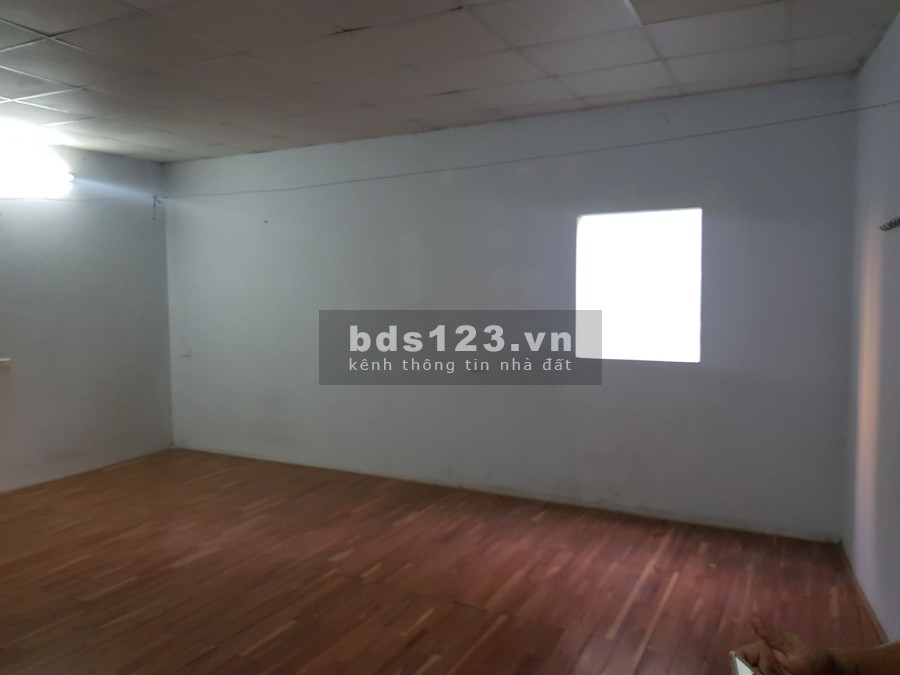 Bán nhà nguyên căn Cầu Diễn ô tô qua nhà vừa ở vừa kinh doanh, sổ sẵn chính chủ, vào ở ngay