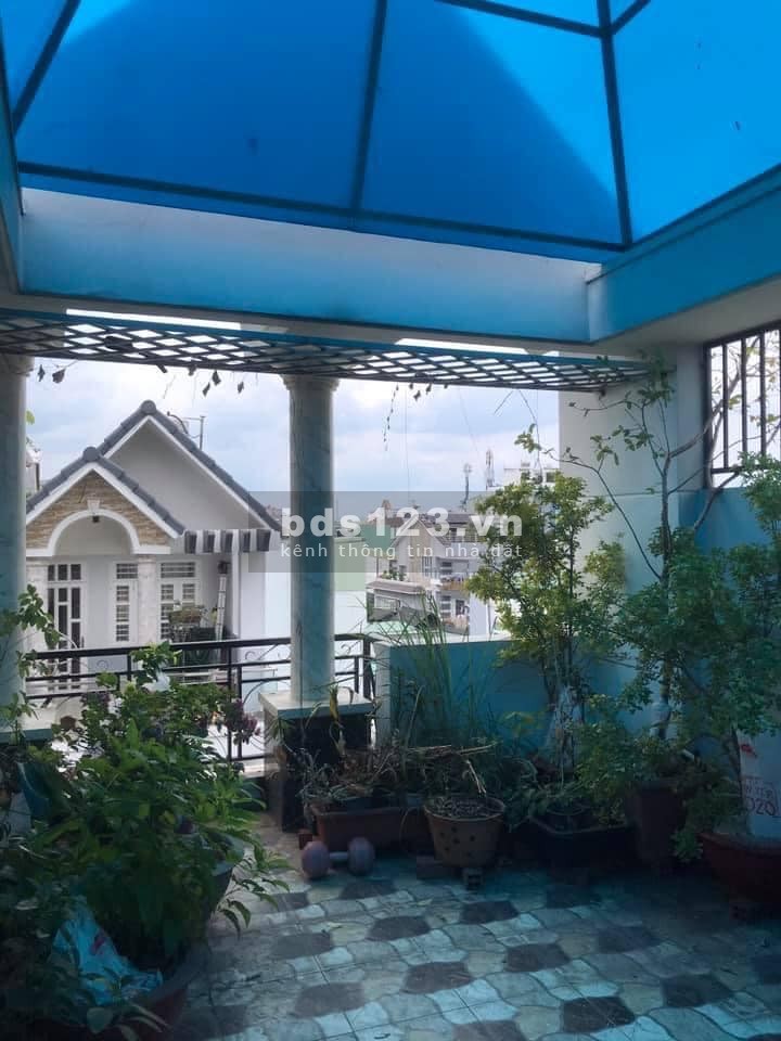 Bán nhà hẻm xe hơi 6m, diện tích 70m2, 5 tầng khu D2 phường 25 VIP nhất Bình Thạnh