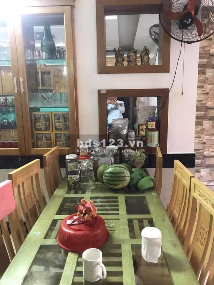 Bán nhà hẻm xe hơi 6m, diện tích 70m2, 5 tầng khu D2 phường 25 VIP nhất Bình Thạnh