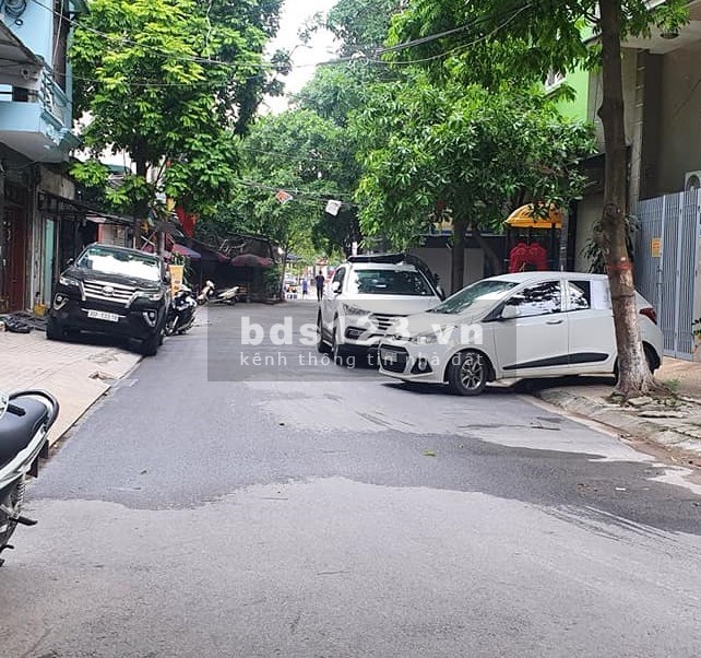 Bán nhà khu phân lô ô tô an ninh tránh, kinh doanh bất chấp 5 tầng đúc, dt 46m2, giá 5.7 tỷ