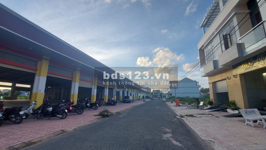 Sở hữu ngay nền đất đẹp nền đẹp thổ cư 100% chỉ với 600 triệu/nền, pháp lý chính chủ