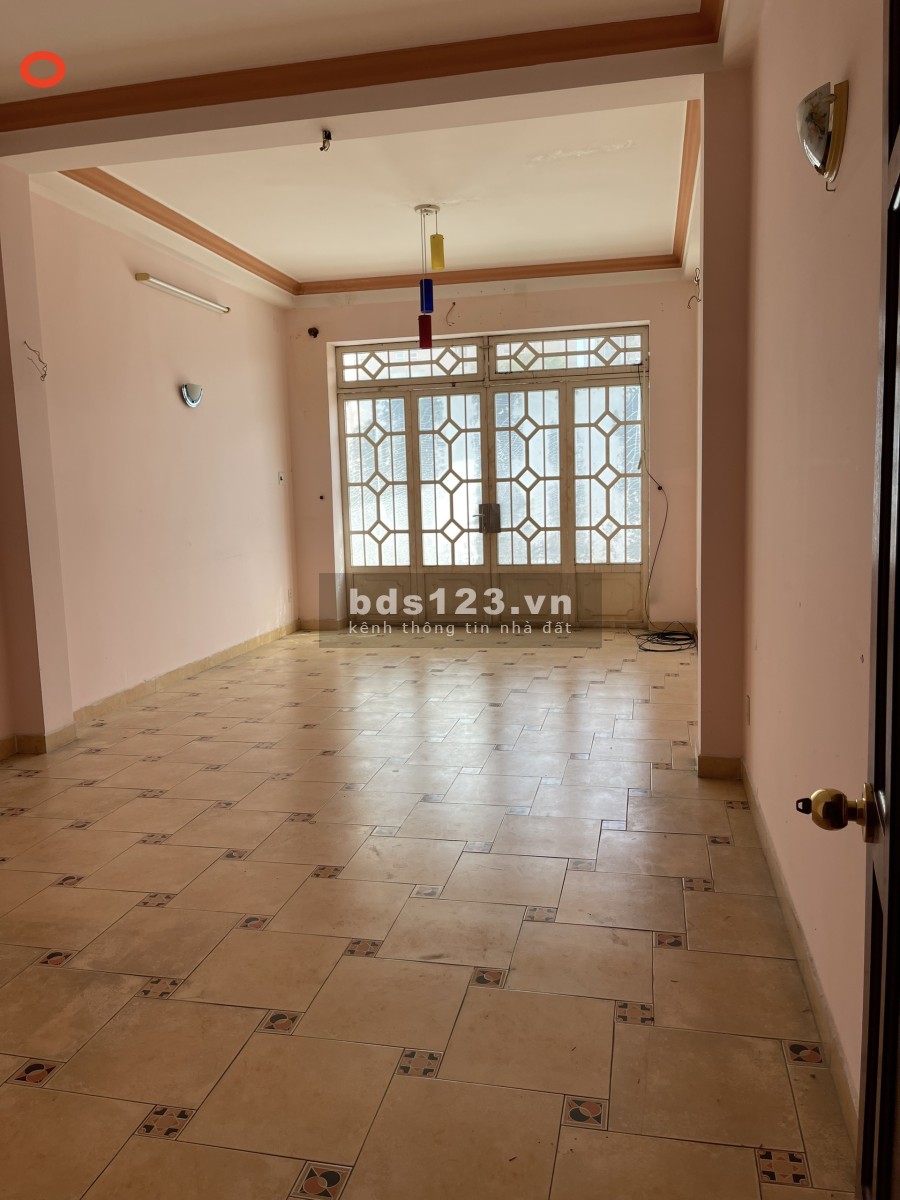 CHDV Mặt Tiền Ung Văn Khiêm diện tích sử dụng 4x30m, trệt 3 lầu giá bán 32 triệu