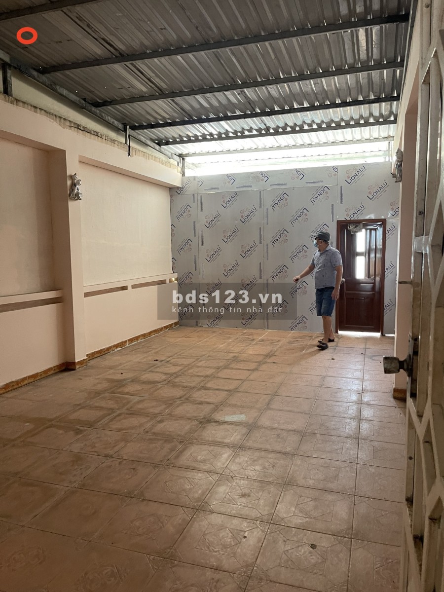 CHDV Mặt Tiền Ung Văn Khiêm diện tích sử dụng 4x30m, trệt 3 lầu giá bán 32 triệu