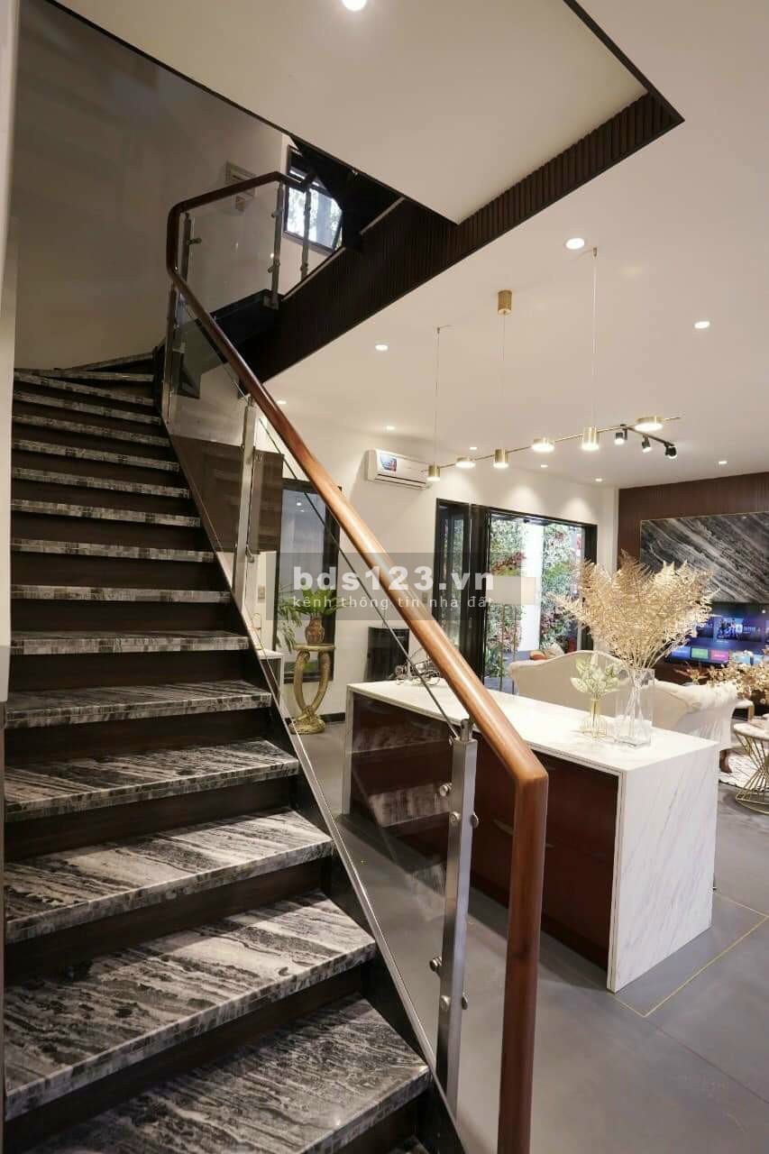 Bán villa kiến trúc nhật Nguyễn Duy Trinh Quận 2 giá bán 39 tỷ thiết kế đẹp thông thoáng