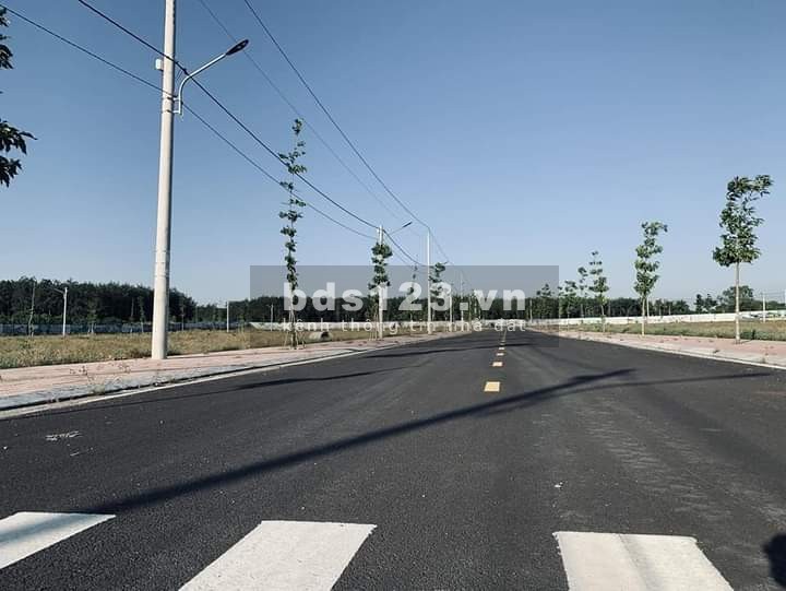 Đất chính chủ bán lỗ 200 triệu trung tâm thành phố Đồng Xoài, sổ hồng riêng, diện tích 150m2