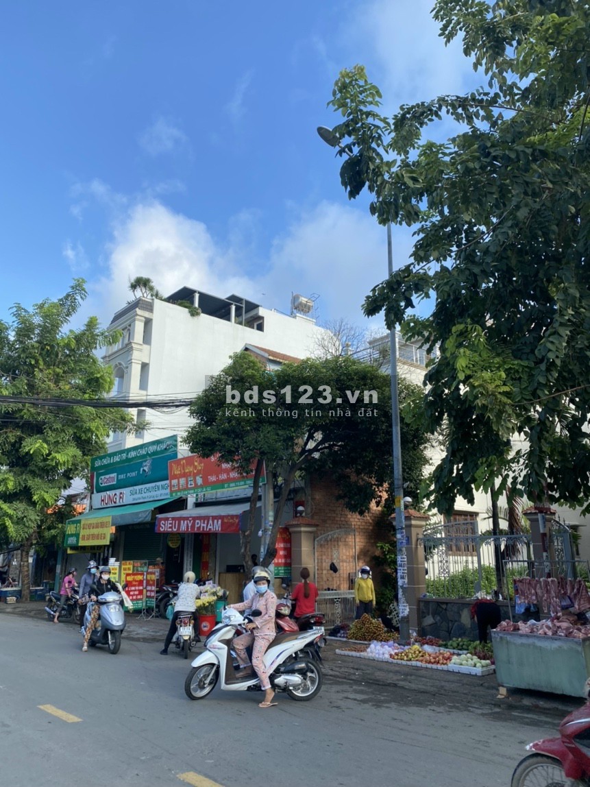 Chính chủ gửi bán Nhà mặt tiền 206 Lê Văn Thịnh lộ giới 30m hđ thuê giá thương lượng 0918860304