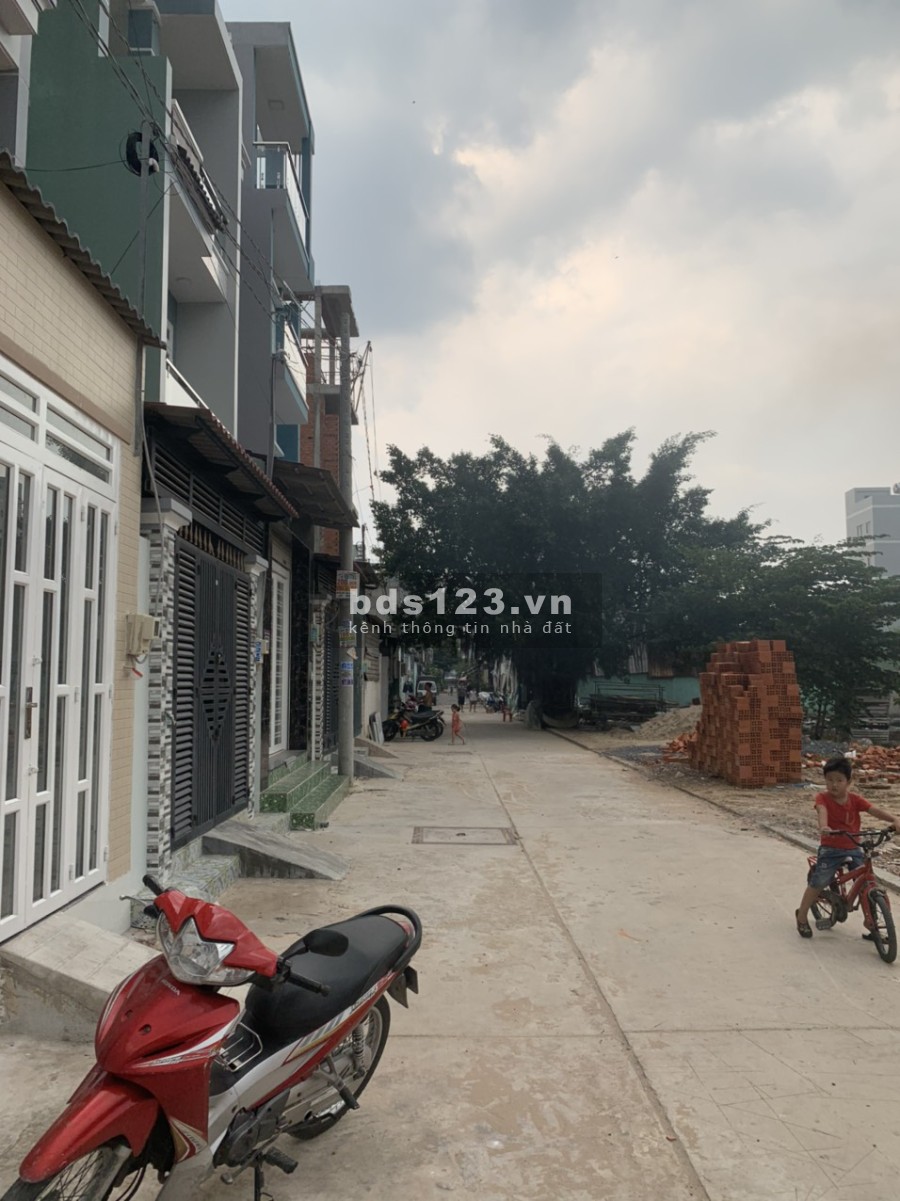 Bán nhà chính chủ giá tốt, hẻm xe hơi Tân Kỳ Tân Quý, Quận Bình Tân, DTSD 57m2