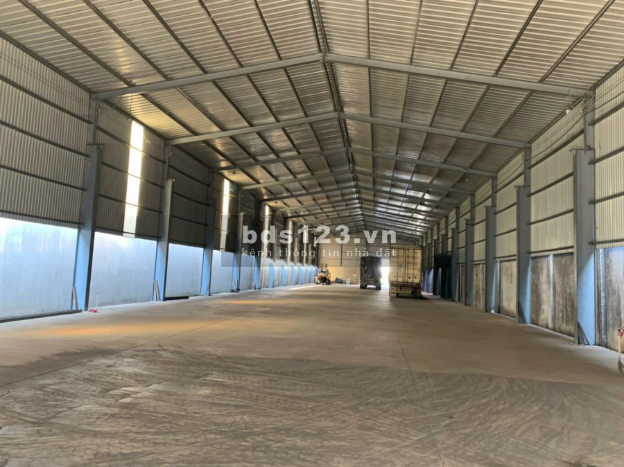 Cần Cho Thuê 2000m2 Kho Xưởng Mặt Tiền Nguyễn Ảnh Thủ Quận 12