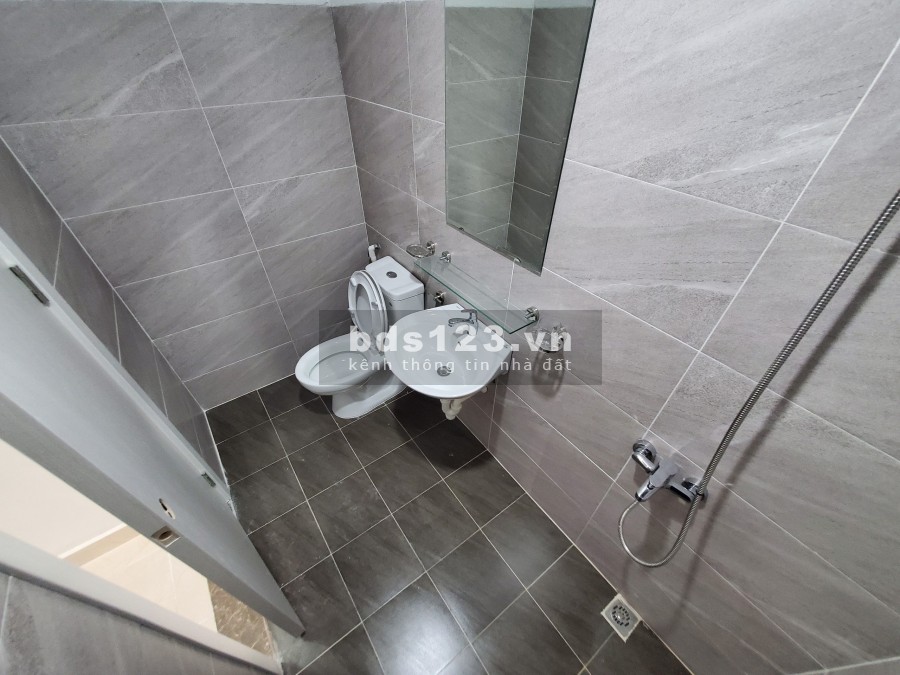 Cần bán chung cư giá rẻ, nhiều tiện ích, gần chợ, gần trường học, tiện ích nội khu đầy đủ