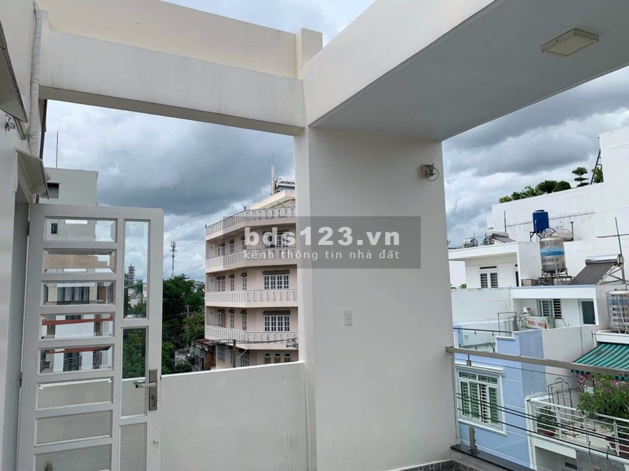 Bán gấp nhà mặt tiền Đinh Liệt Tân Phú, liên hệ 0913740469 giá bán 5.9 tỷ, thương lượng
