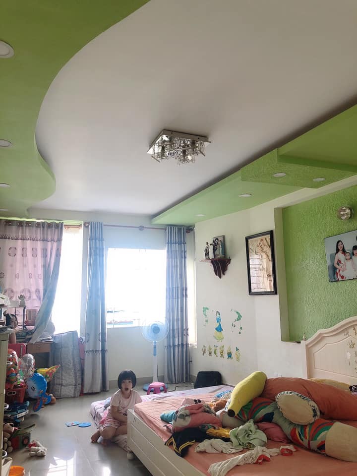Nhà bán gần Phan Xích Long diện tích 51m² công nhận đủ 4 tầng BTCT cách mặt tiến 20m