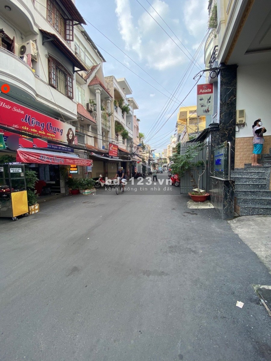 Hẻm xe hơi đường D2 thông với Điện Biên Phủ diện tích 4x20m 2 mặt tiền, 1 trệt, 3 lầ,