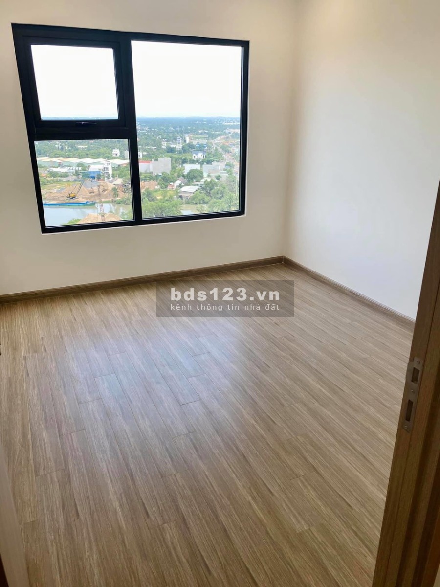 Cho thuê căn hộ Vinhomes Grand Park 3PN nhà trống, tiện làm văn phòng giá chỉ 6tr/tháng