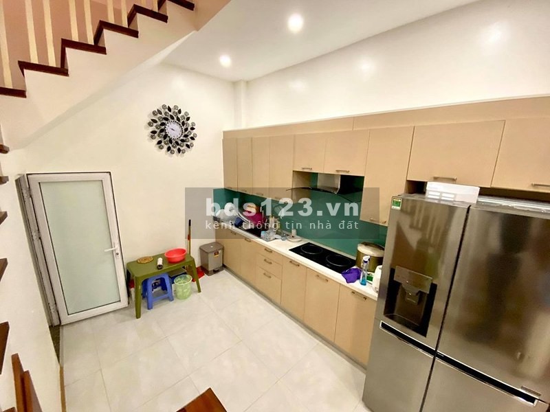 Bán nhà nguyên căn mới tinh 5 tầng thang máy, vị trí đắc địa mặt tiền 5.2 tỷ, giá tốt tiện đầu tư