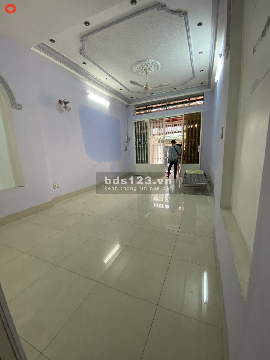 Hẻm xe hơi đường D2 thông với Điện Biên Phủ diện tích 4x20m 2 mặt tiền, 1 trệt, 3 lầ,