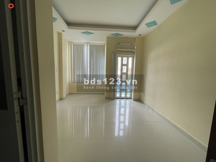 Căn hộ dịch vụ đường 14, phường 5 diện tích sử dụng 4x20m 1 trệt, 4 lầu, 9pn giá chỉ 20 triệu