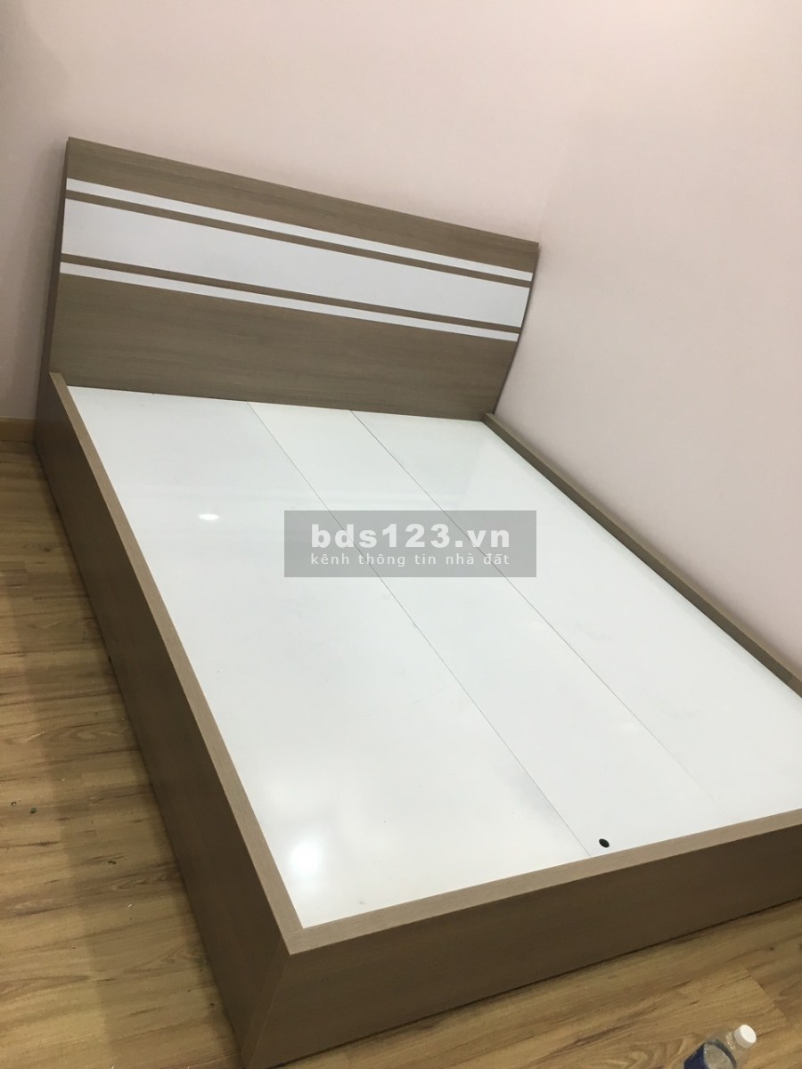 Cho thuê phòng trọ còn mới, môi trường sống yên tĩnh, diện tích 28m2 có sẵn đầy đủ nội thất