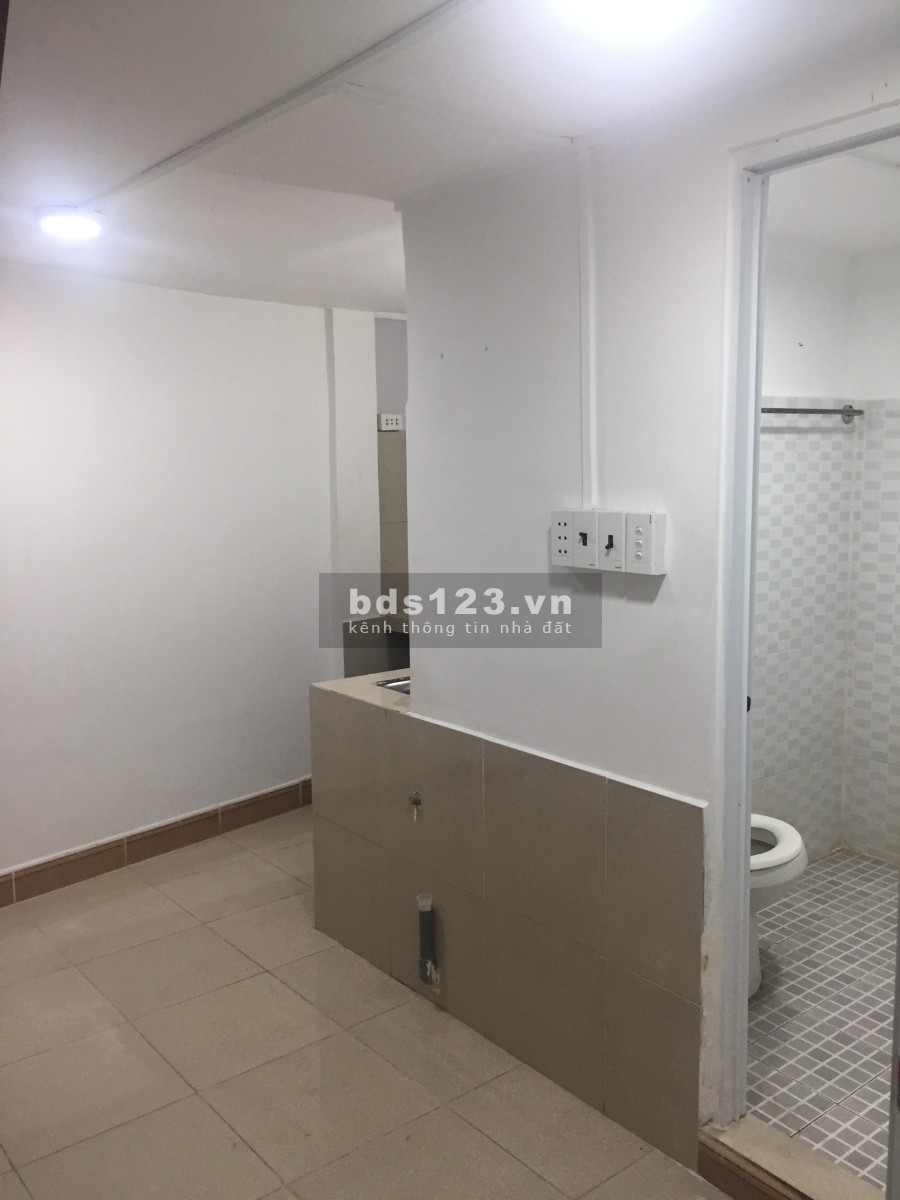 Chính chủ cho thuê nguyên căn rộng hẻm 3m, giá rẻ, đường Lê Quang Định