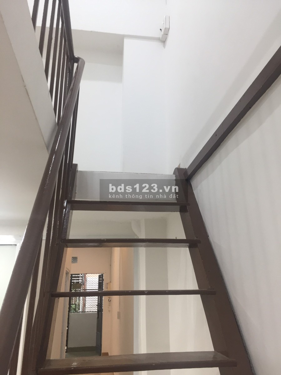 Chính chủ cho thuê nguyên căn rộng hẻm 3m, giá rẻ, đường Lê Quang Định