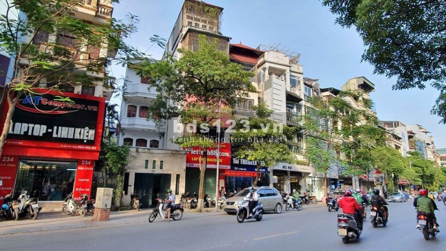 Bán nhà mặt phố Tây Sơn, Đống Đa, mặt tiền 3m5 giá bán 10.5 tỷ, sổ đỏ chính chủ vuông đẹp