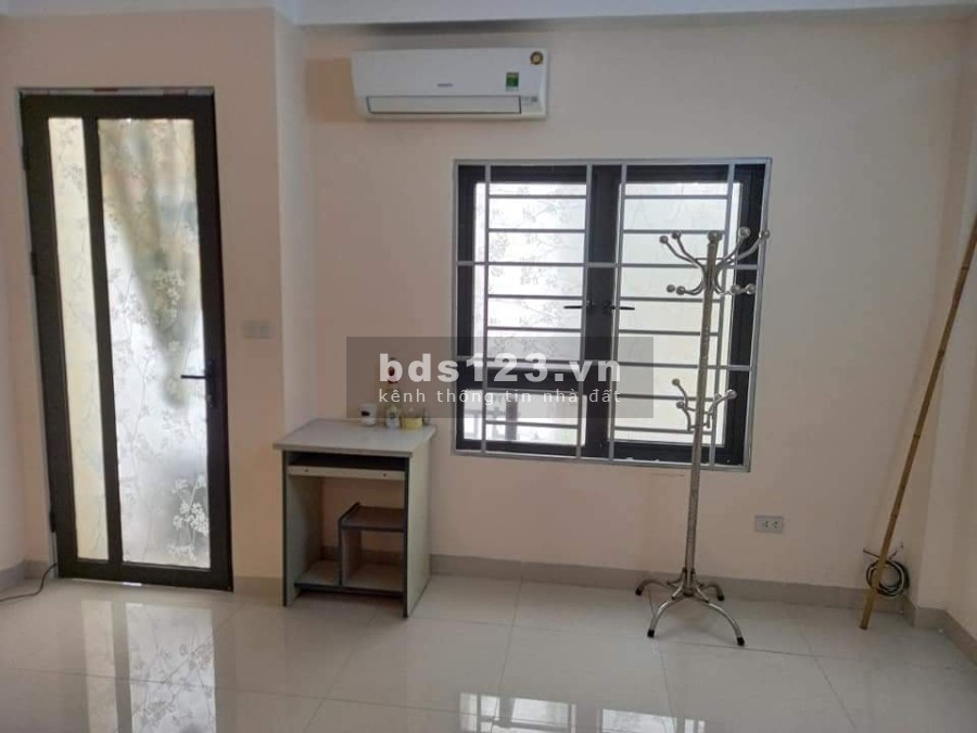 Nhà đẹp Phố Nam Dư Hoàng Mai DT34m2*5T, ô tô đỗ 5m, giá 2.75 tỷ. LH:0902092363