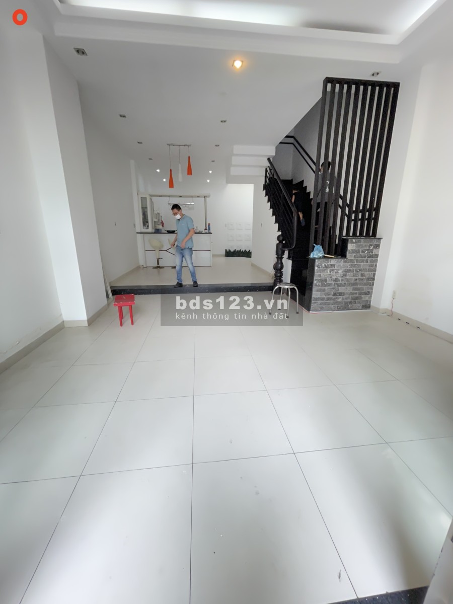 Nhà đẹp Đặng Thuỳ Trâm diện tích sử dụng 5x15m, trệt, 2 lầu, st. 4pn. Full Máy Lạnh