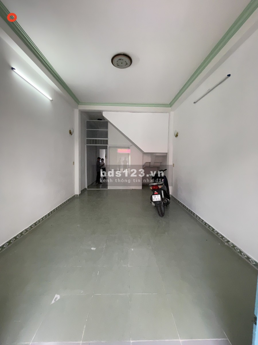 Nhà Bùi Đình Tuý diện tích 4x18m 2 mặt tiền hẻm 1 trệt, 3 lầu 5 phòng, 3wc giá triệu 25 triệu/tháng