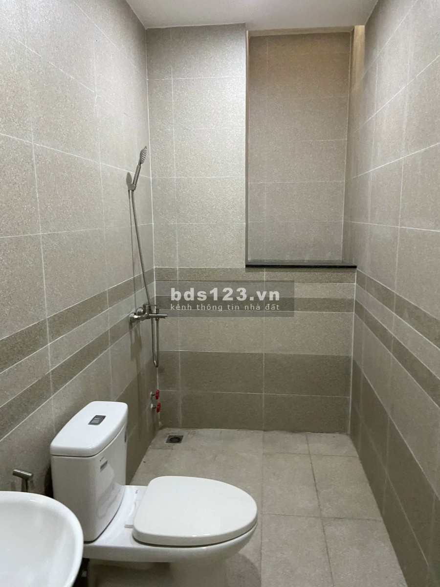 Nhà Hẻm Xe tải KDC Bình Lợi 5x20 Trệt 3 Lầu giá 25tr/th Phù hợp Văn Phòng công ty