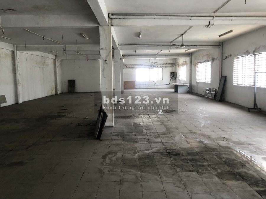 Kho xưởng cho thuê 1200/1700m2/4000m2 gần cầu Tham Lương Quận 12