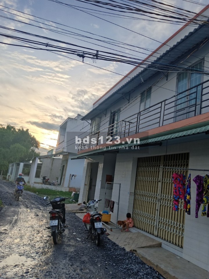 Bán nhà nguyên căn đất chính chủ miễn trung gian, pháp lý chính chủ, đầy đủ tiện ích