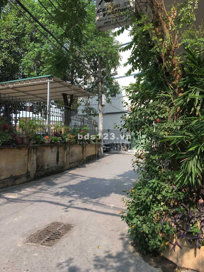 Nhà mới tinh đẹp lung linh thiết kế hiện đại ngõ thông tứ tung xe 5 tạ đỗ cửa sổ sẵn chính chủ