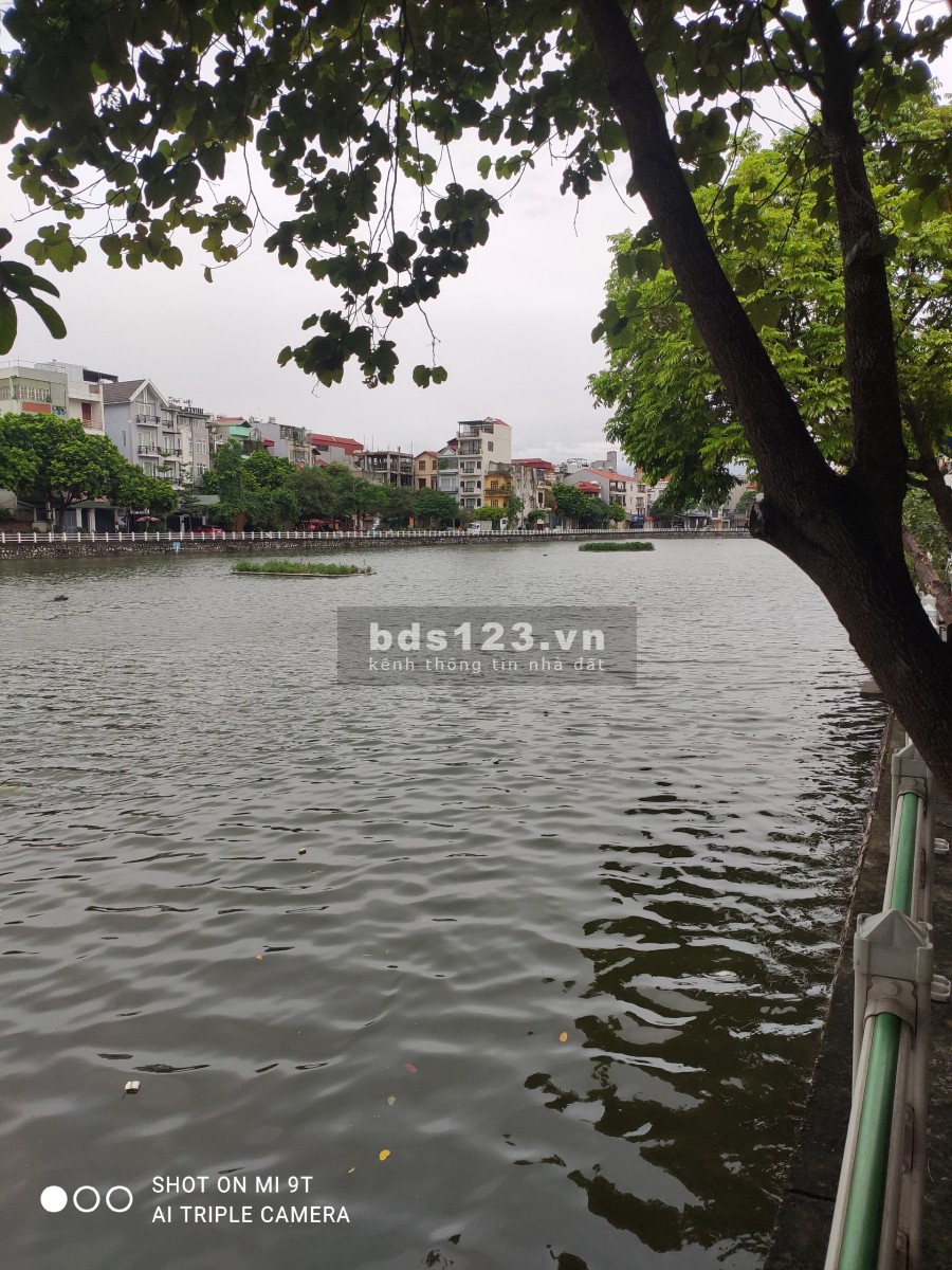Bán lô đất diện tích sử dụng 40m2 giá bán 2.35 tỷ, mặt ngõ ô to tránh, khu dân cư phố Cổ Linh