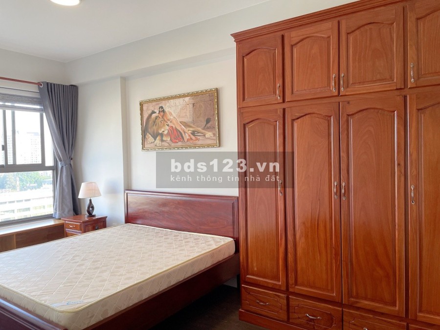 Chính chủ cho thuê CH Botanica Preimier -2 PN-2WC-71m2, view CV Gia Định