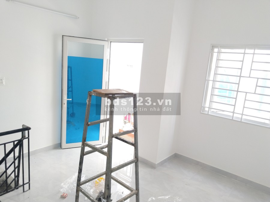 Cho thuê nhà mới xây sạch đẹp 1 trệt 1 lầu Phạm Văn Bạch, Quận Tân Bình (10/2021)