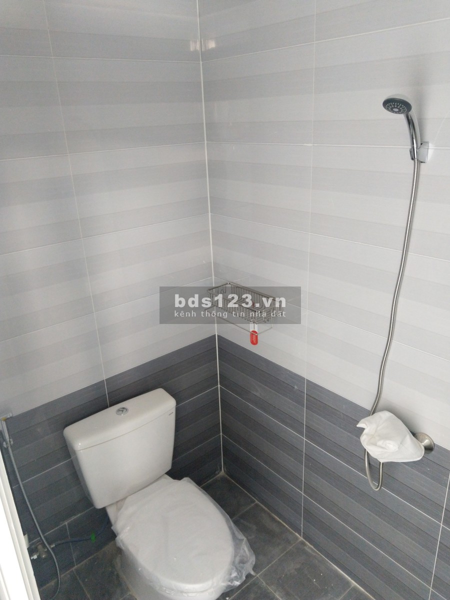 Cho thuê nhà mới xây sạch đẹp 1 trệt 1 lầu Phạm Văn Bạch, Quận Tân Bình (10/2021)