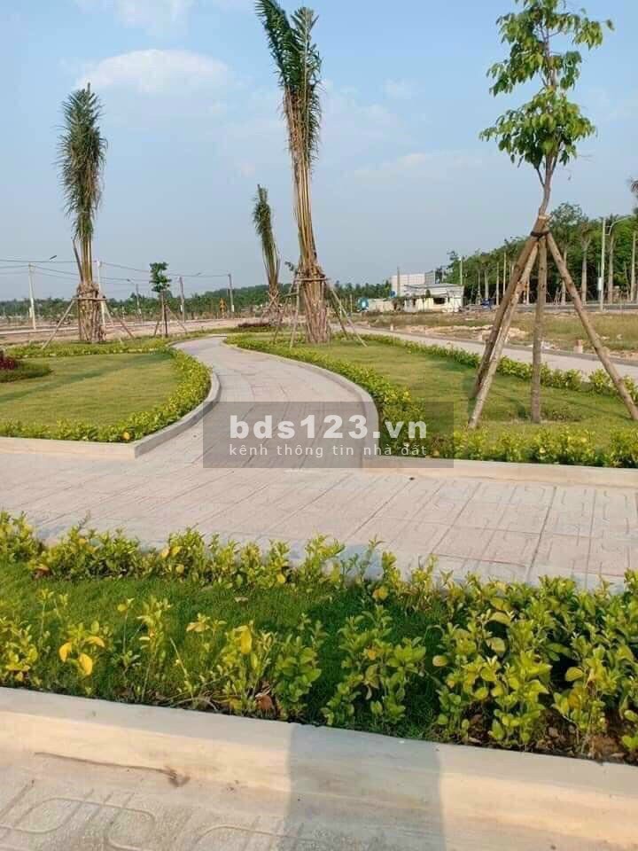 Sở hữu ngay lô đất chỉ 1 tỷ đồng, giá tốt đầu tư, tiện ích đủ vị trí đắc địa, khu dân cư hiện hữu
