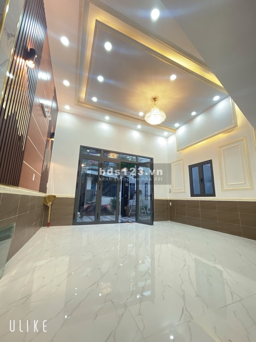 Bán nhà nguyên căn góc hẻm xe ba gác phường Tân Phú Quận 7 sổ hồng riêng, giá tốt