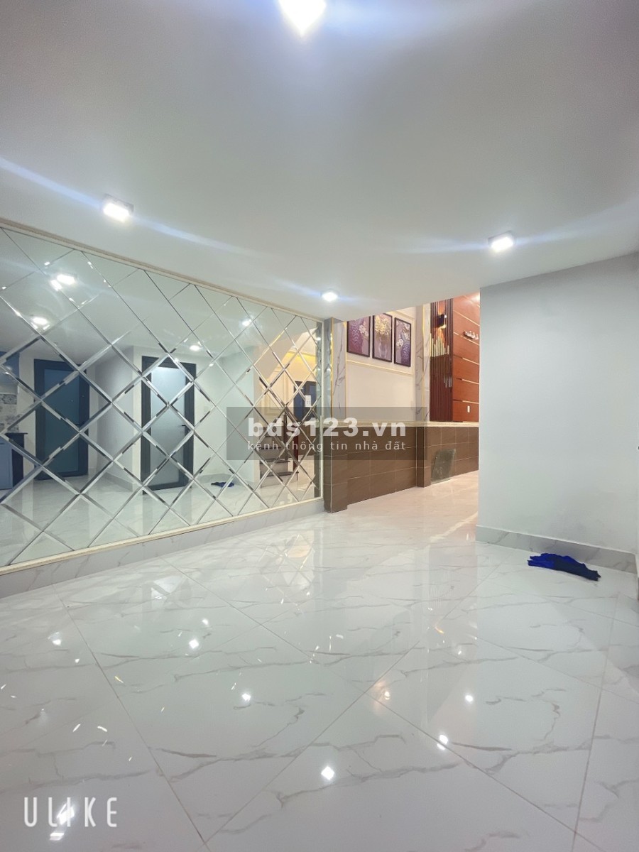 Bán nhà nguyên căn góc hẻm xe ba gác phường Tân Phú Quận 7 sổ hồng riêng, giá tốt