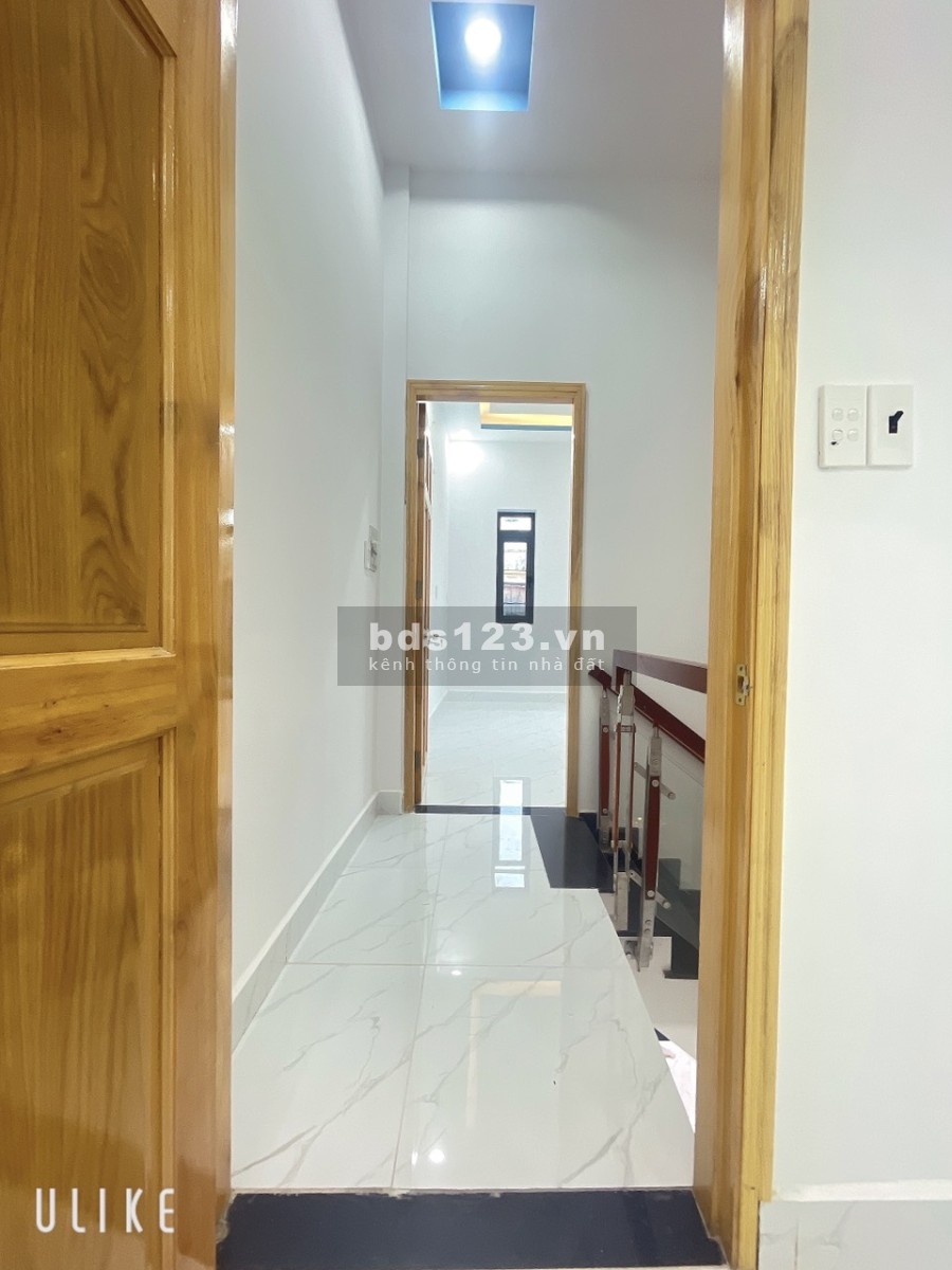 Bán nhà nguyên căn góc hẻm xe ba gác phường Tân Phú Quận 7 sổ hồng riêng, giá tốt