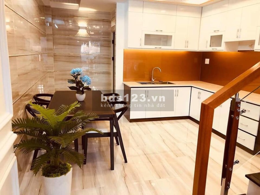 Bán nhà phố liền kề Đường Dương Quảng Hàm, phường 05, Quận Gò vấp
