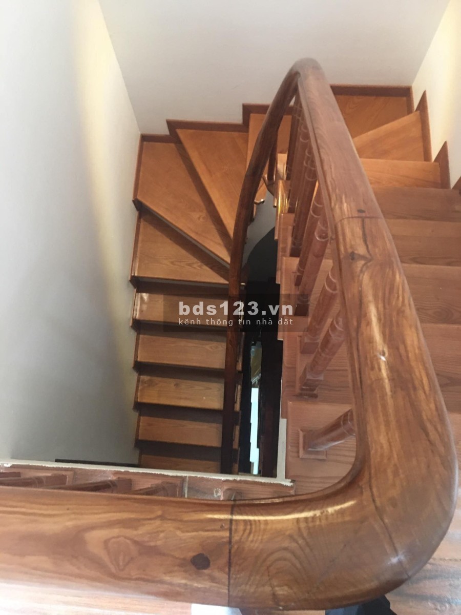 Siêu hiếm, nhà 5 tầng Phố Văn Hương 55m mặt tiền 6m bãi gửi ô tô gần lh 0971306333