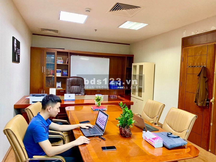 Cho thuê Văn Phòng Giá Rẻ 60m2 giá 8tr5 tại 18 Thành Thái, Dịch Vọng Hậu, Cầu Giấy