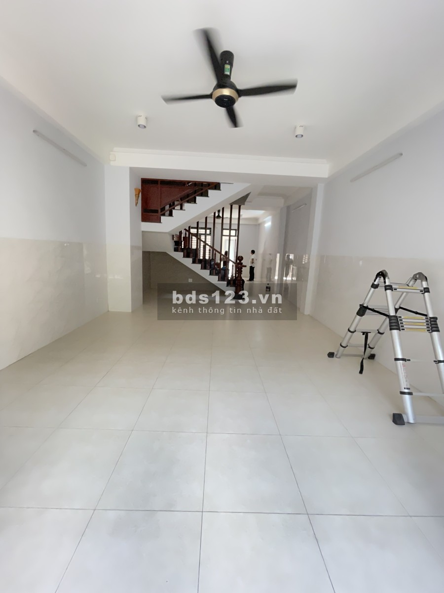 Nhà Hẻm nội bộ 10m KDC Đặng Thùy Trâm 5x25m Trệt 3 Lầu 5PN Full Máy Lạnh: Kinh doanh đa ngành