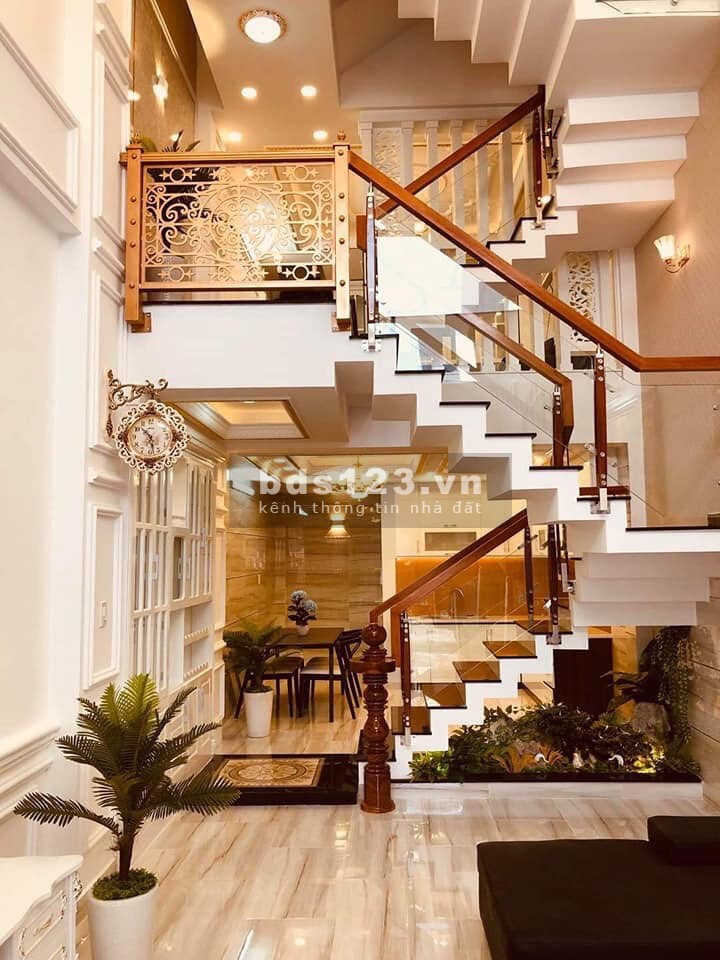 Bán nhà phố liền kề Đường Dương Quảng Hàm, phường 05, Quận Gò vấp