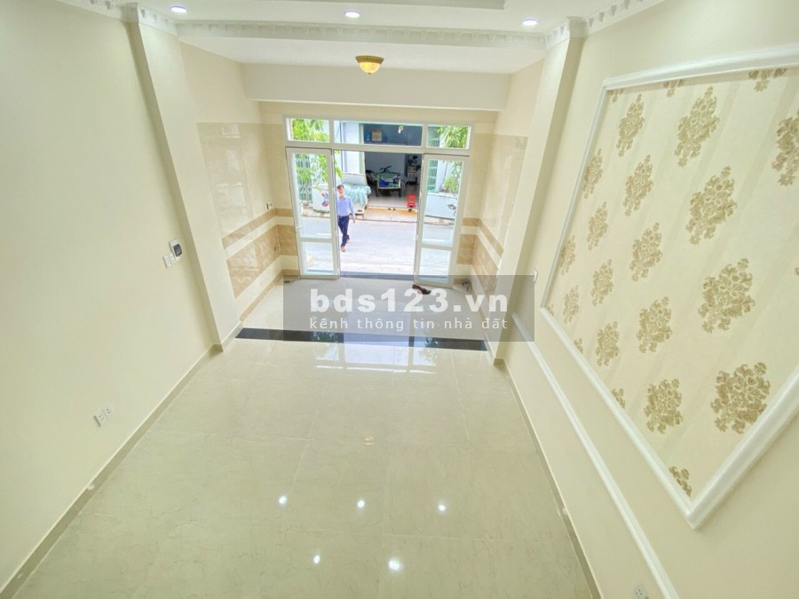 Chính chủ cho thuê nhà mới 100% 3 tầng 4x15 tại 535/11 QL 13 P HBP TPhố Thủ Đức