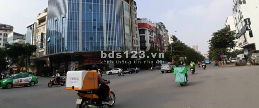 Bán toà văn phòng lô góc 2 mặt phố trung tâm Quận Cầu Giấy, pháp lý sạch 1 sổ 1 chủ