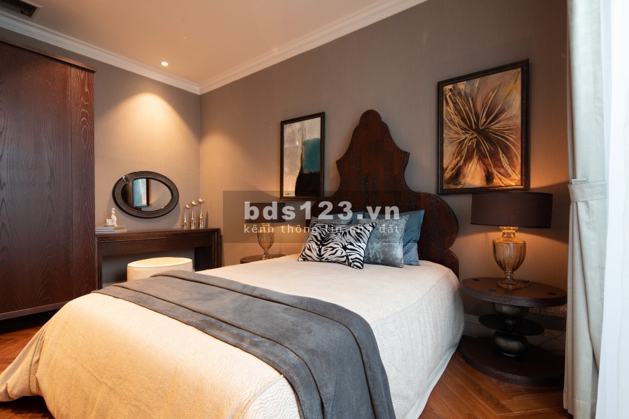 Bán căn góc 3PN D''.Palais de Louis 166m2,view Hồ Tây,bảo tàng dân tộc học giá chỉ từ 20,5 Tỷ